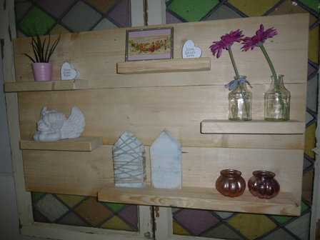Wandbord steigerhout met glas in lood ramen