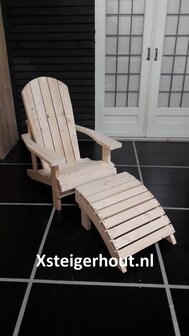 Adirondack chair met footstool