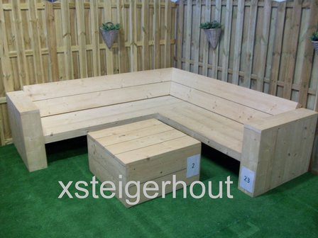 Hoekbank steigerhout met hocker steigerhout