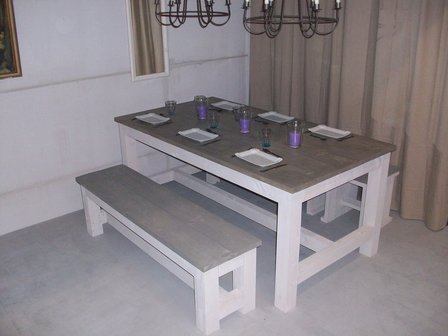 Kloostertafel set steigerhout met bankje en krukjes