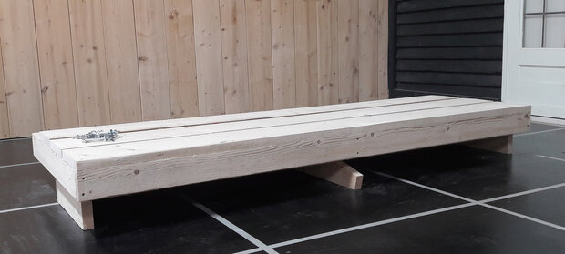 Steigerhout bank demontabel gedemonteerd