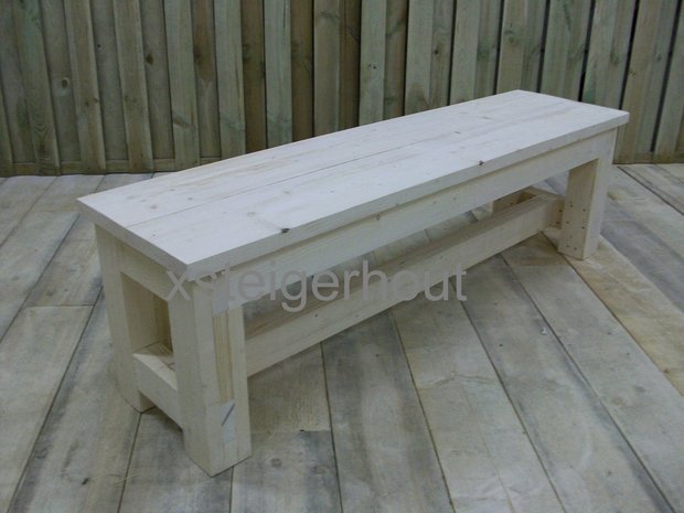 Kloosterbankje steigerhout