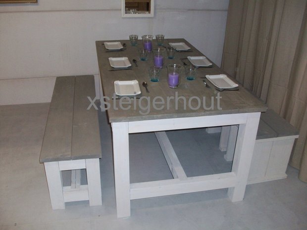 Kloostertafel set steigerhout met 1 kloosterbankje