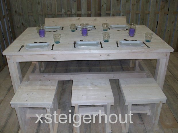 Tuinset steigerhout met krukjes en tuinbank