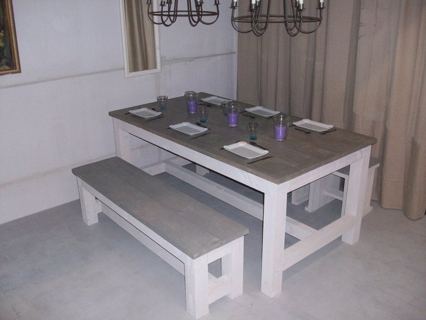 Kloostertafel set steigerhout met bankje en krukjes