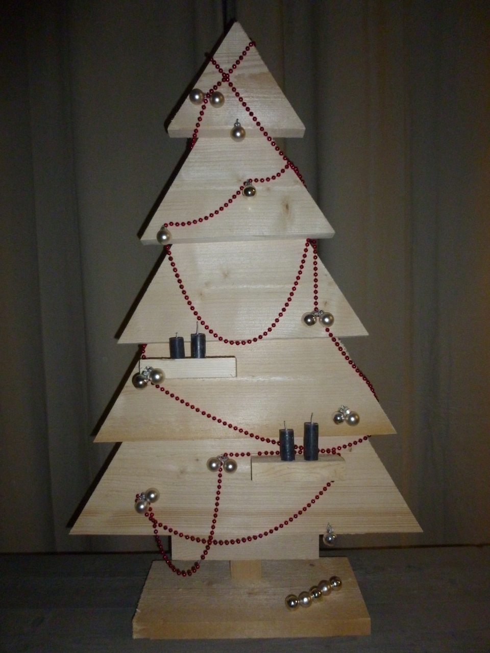 Afdaling voor Schotel kerstboom steigerhout bouwpakket € 26,- - xsteigerhout