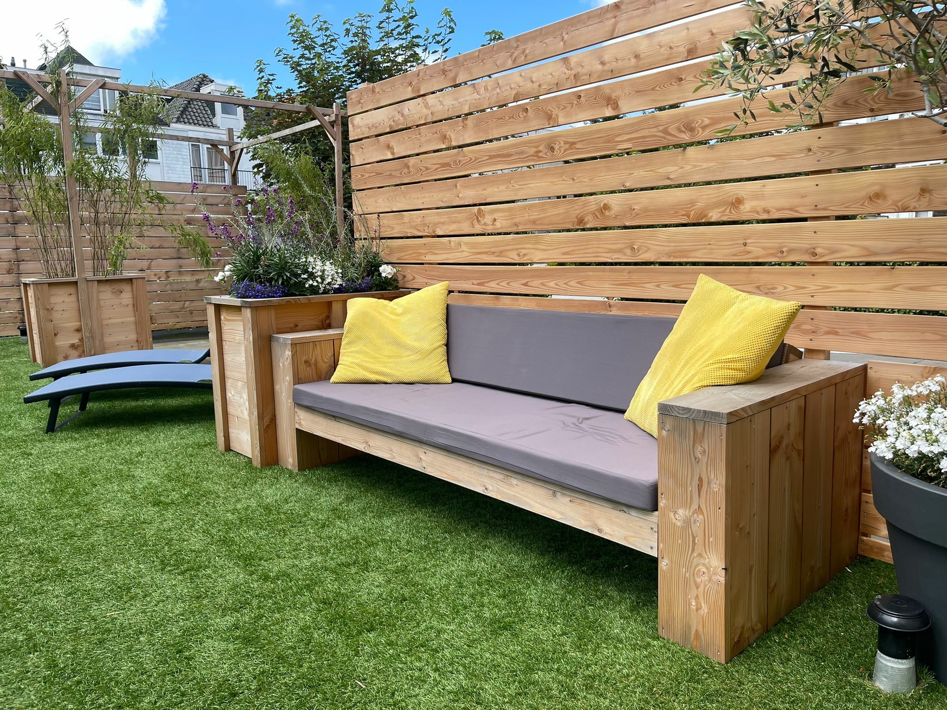 Loungebank douglas hout