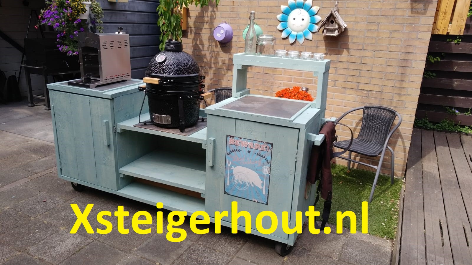 Gepimpt bbq meubel steigerhout