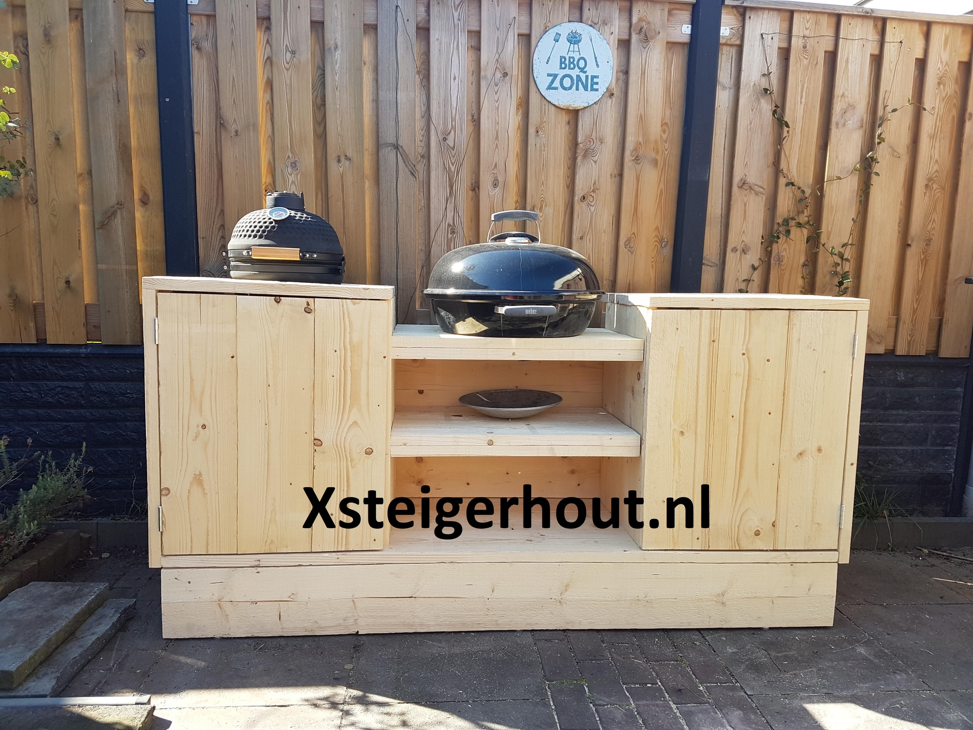 Barbecue meubel met 2 barbecue bbq steigerhout