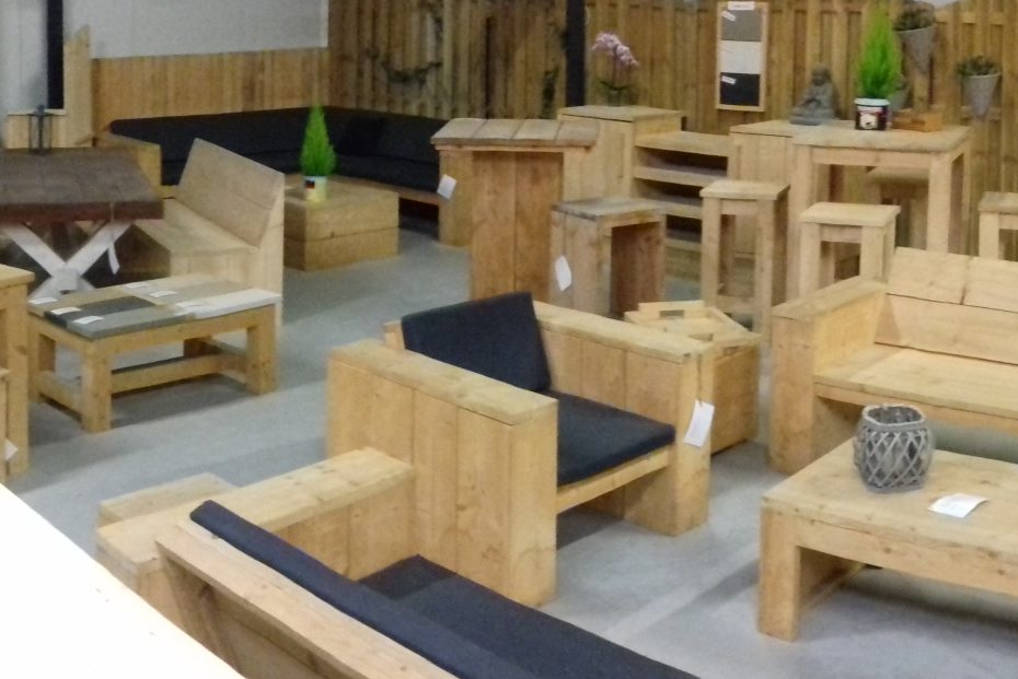 Steigerhout meubel showroom 3