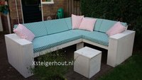 Houten hoekbank tuin