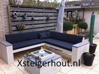 Steigerhout hoekbank set met kussens en tafel