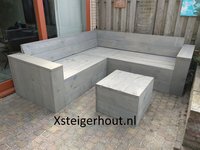 Steigerhout hoekbank op maat van kussens