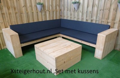 Steigerhouten hoekbank met kussens en tafel bouwpakket