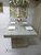 Steigerhout tafel met kolompoten grey wash